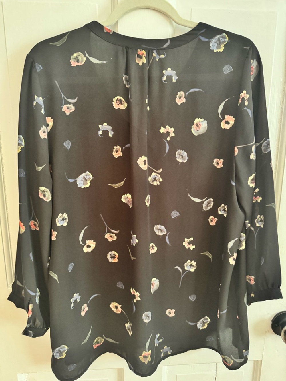DALIA Black Floral Split V Neck Sheer Blouse Chiffon Flowy Boho Office Siren L - Picture 2 of 9